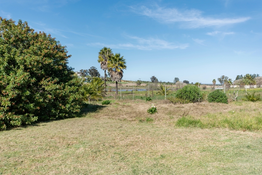 8 Bedroom Property for Sale in Hopefield Western Cape